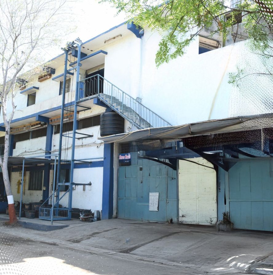 Smart PLC control with color LCD for easy operation.